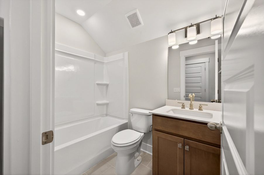 Furnished interior view inside a new home in Johns Island Homes, Johns Island (Image 6). Furnished interior view inside a new home in Johns Island Homes, Johns Island (Image 6).