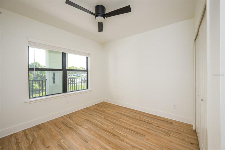 Spacious, unfurnished interior of a new home in , Ocala (Image 16).