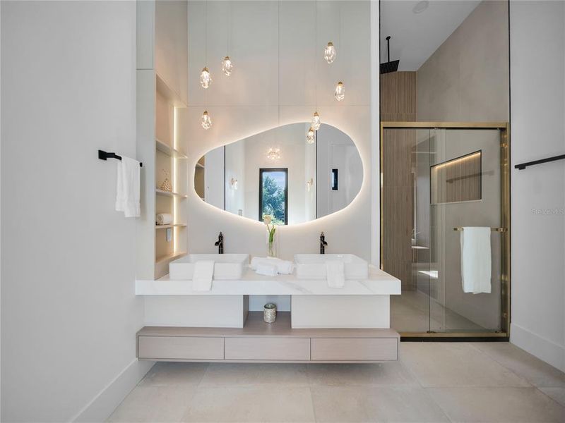 Furnished interior view inside a new home in , Clermont (Image 8).