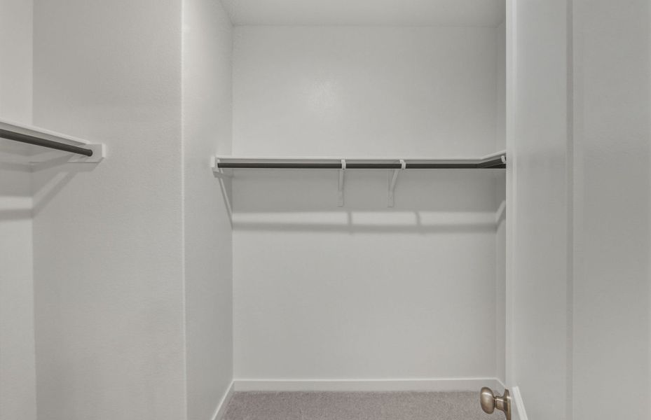 Spacious, unfurnished interior of a new home in Alto, San Marcos (Image 27).