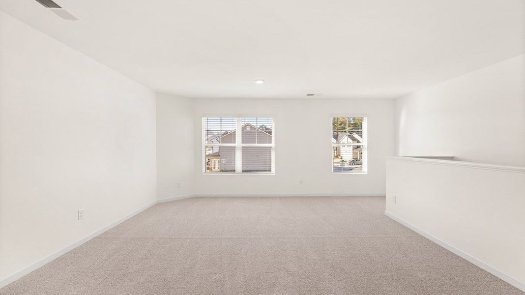 Spacious, unfurnished interior of a new home in Captain's Corner, Grovetown (Image 23).
