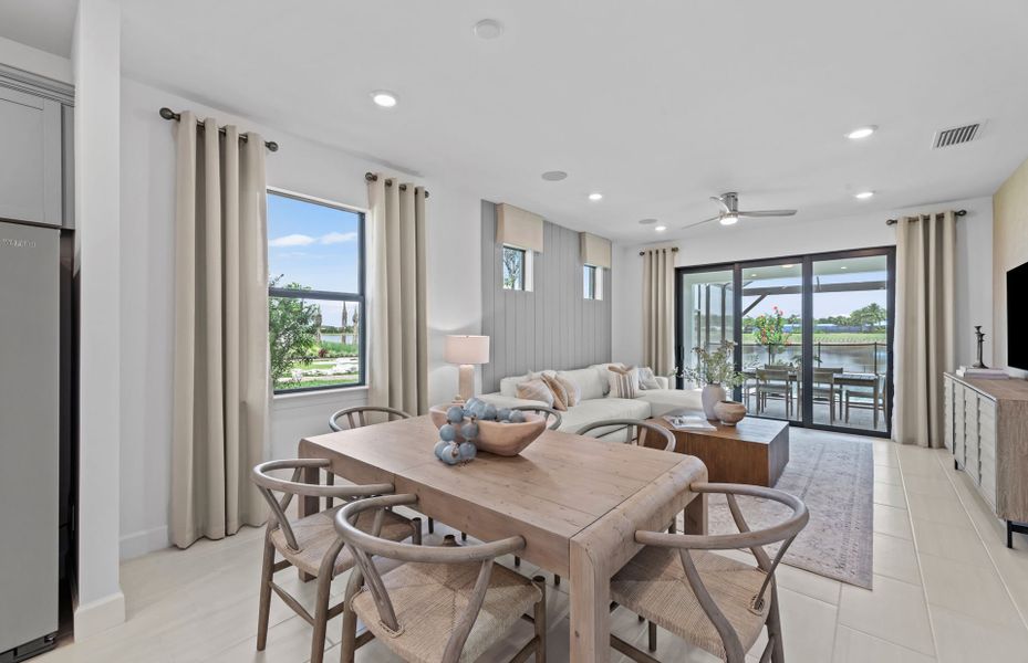 Representative furnished interior of a home built from the Contour by Del Webb in Del Webb Naples, Ave Maria (Image 17).