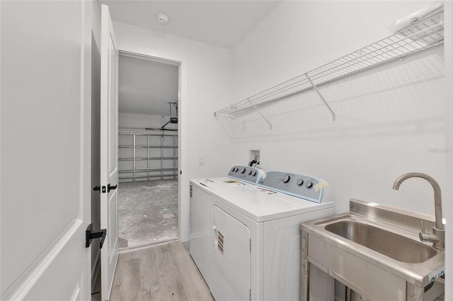 Furnished interior view inside a new home in , Ocala (Image 6).