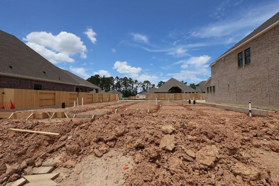 Every foundation at DWH is engineered and it’s inspected three times! We do not do “batch” testing. Rest easy knowing your foundation comes with a 10 year warranty. Every foundation at DWH is engineered and it’s inspected three times! We do not do “batch” testing. Rest easy knowing your foundation comes with a 10 year warranty.