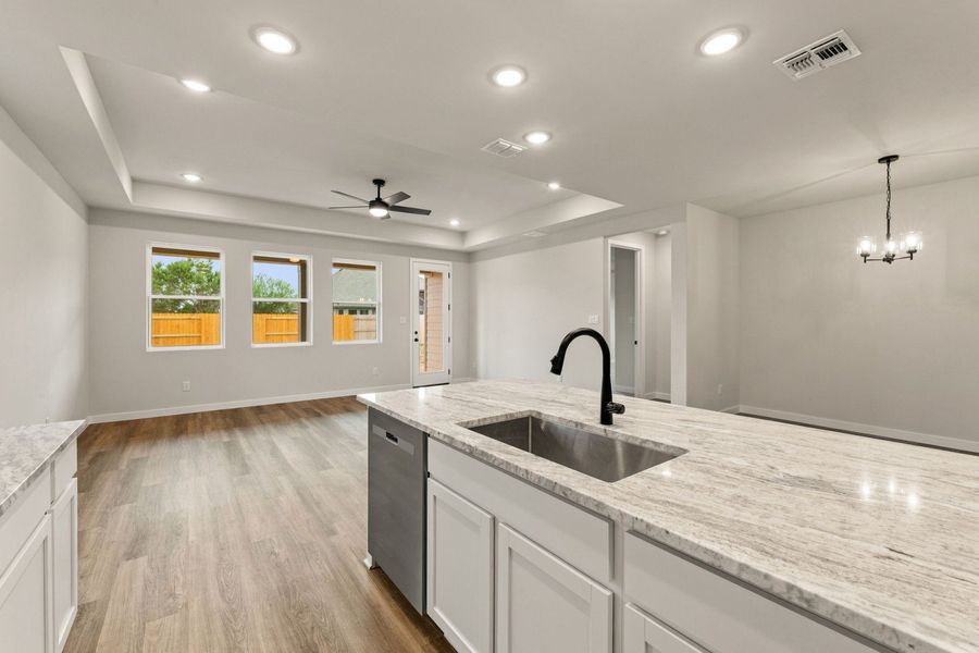 Furnished interior view inside a new home in La Cima, San Marcos (Image 10).
