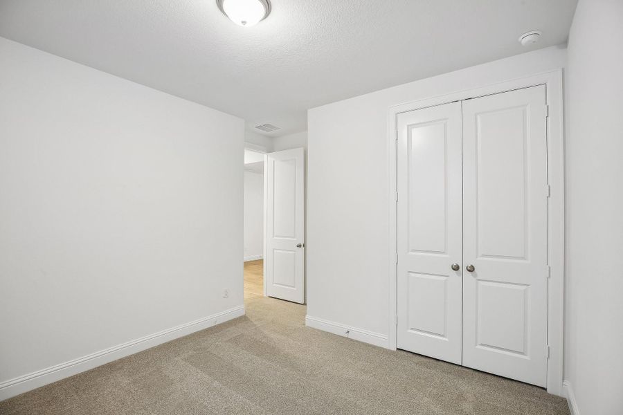 Spacious, unfurnished interior of a new home in Woodhavyn 40', Magnolia (Image 29). Spacious, unfurnished interior of a new home in Woodhavyn 40', Magnolia (Image 29).