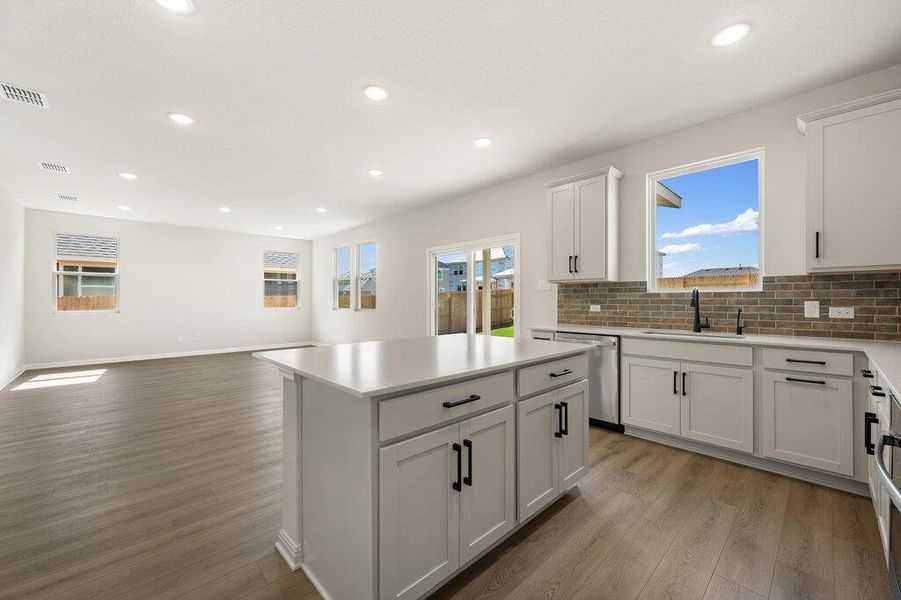 Furnished interior view inside a new home in Patterson Ranch, Georgetown (Image 19).