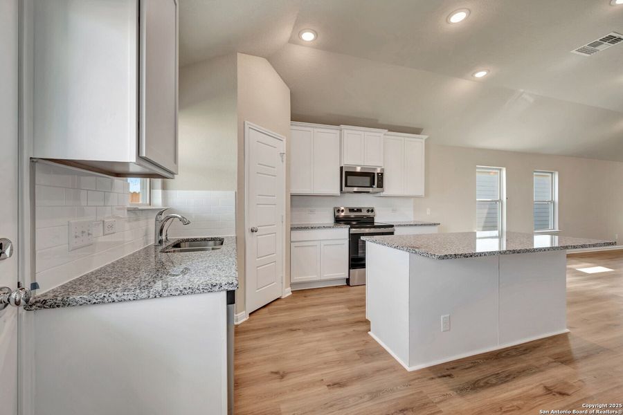 Furnished interior view inside a new home in Park Place, New Braunfels (Image 12).