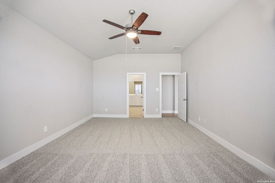 Spacious, unfurnished interior of a new home in Sagebrooke - Classic Series, San Antonio (Image 40).