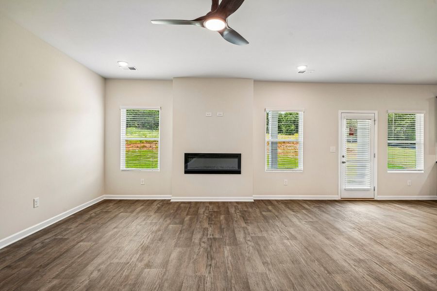 4br New Home in Social Circle, GA.  - Slide 5