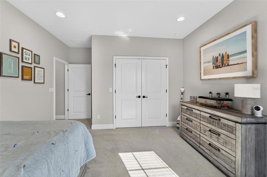 Furnished interior view inside a new home in Creek Ridge Preserve, Lithia (Image 51). Furnished interior view inside a new home in Creek Ridge Preserve, Lithia (Image 51).