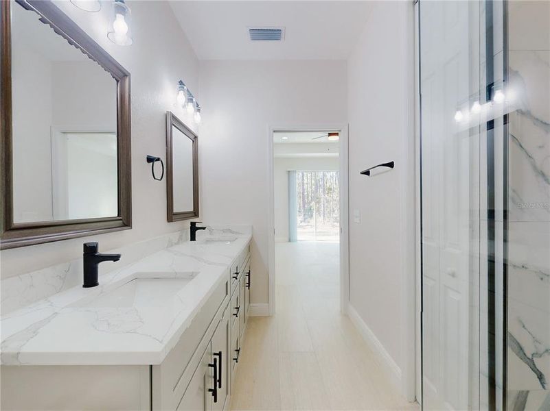 Furnished interior view inside a new home in , Dunnellon (Image 9).