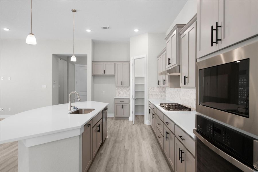 REPRESENTATIVE OF FLOOR PLAN ONLY REPRESENTATIVE OF FLOOR PLAN ONLY