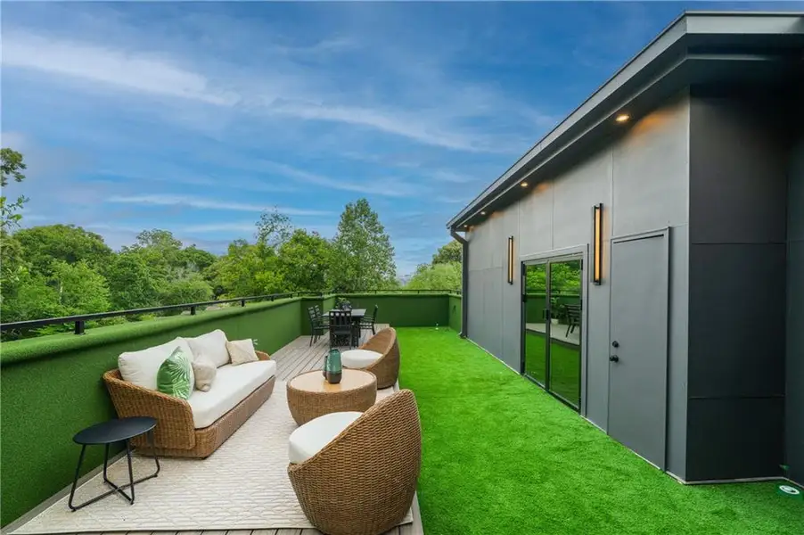 Exterior details and patio area of a home in , Atlanta (Image 4).
