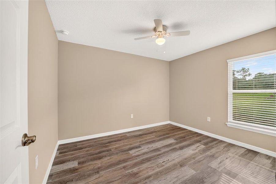 Spacious, unfurnished interior of a new home in , Ocala (Image 25).