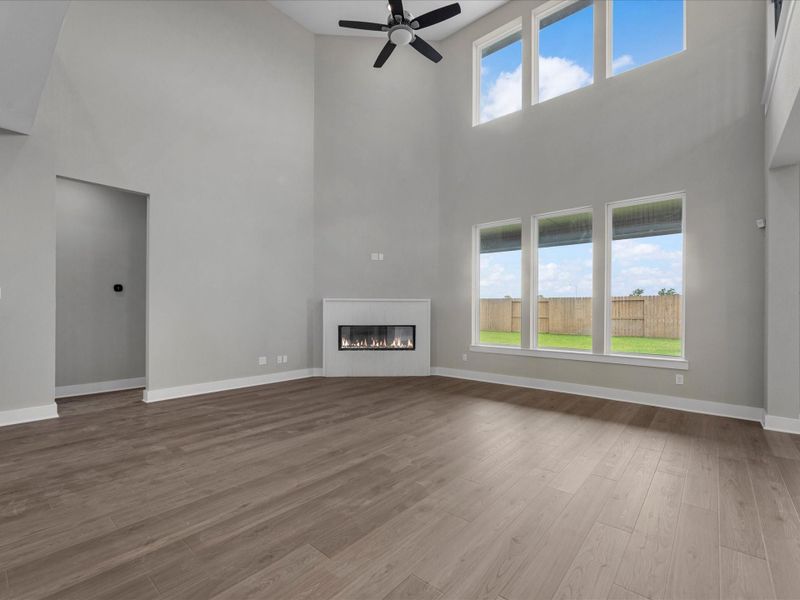 Spacious, unfurnished interior of a new home in Sienna 60’, Missouri City (Image 21).