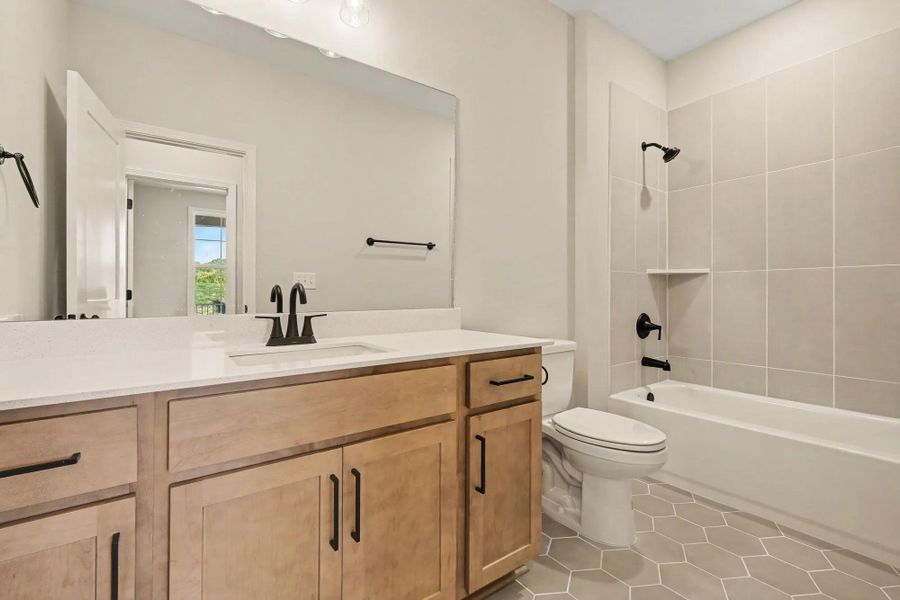 Parkette H Bathroom 2 Parkette H Bathroom 2