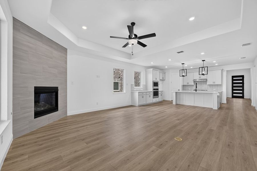 Spacious, unfurnished interior of a new home in The Ranch at Uptown Celina, Celina (Image 17).