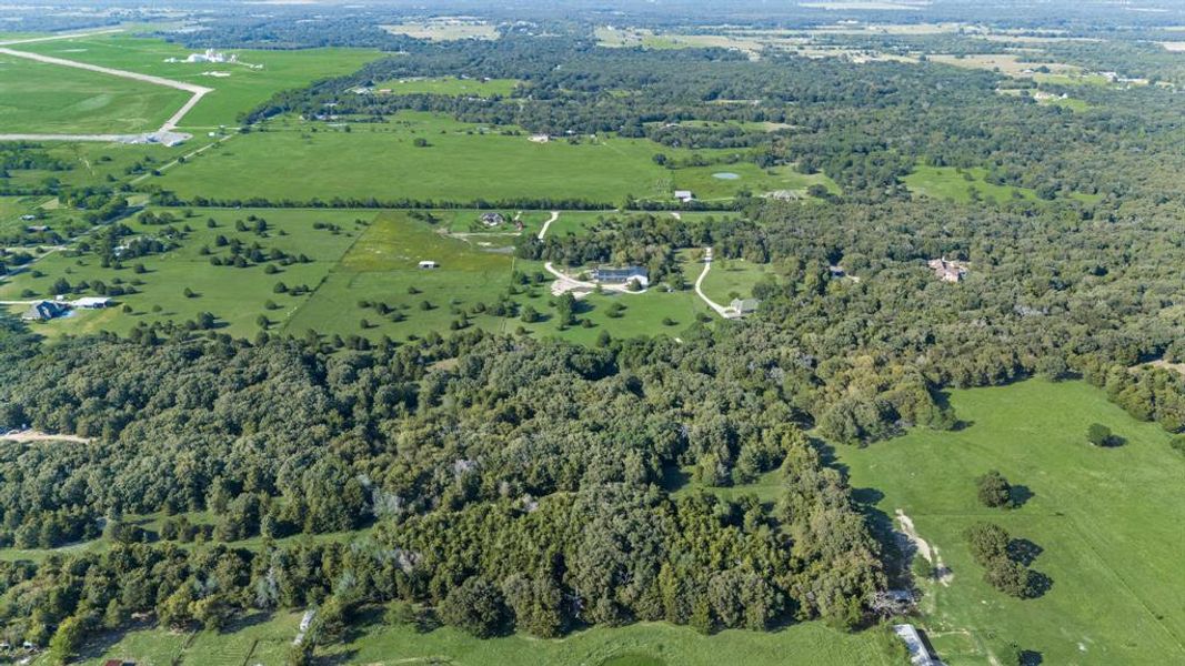 Image 25 of a home in . Image 25 of a home in .