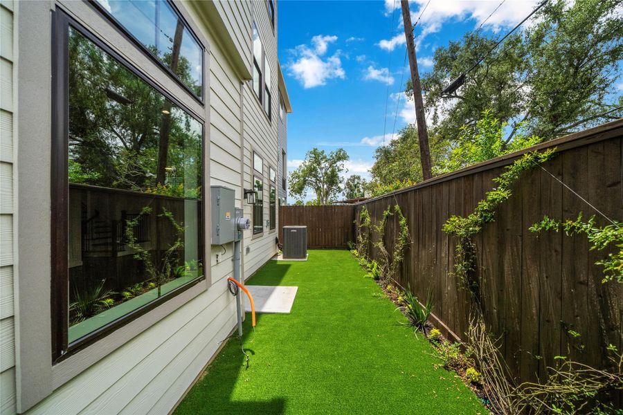 Front exterior of a new home in Spring Valley Creek, Houston, TX, highlighting curb appeal (Image 17). Front exterior of a new home in Spring Valley Creek, Houston, TX, highlighting curb appeal (Image 17).