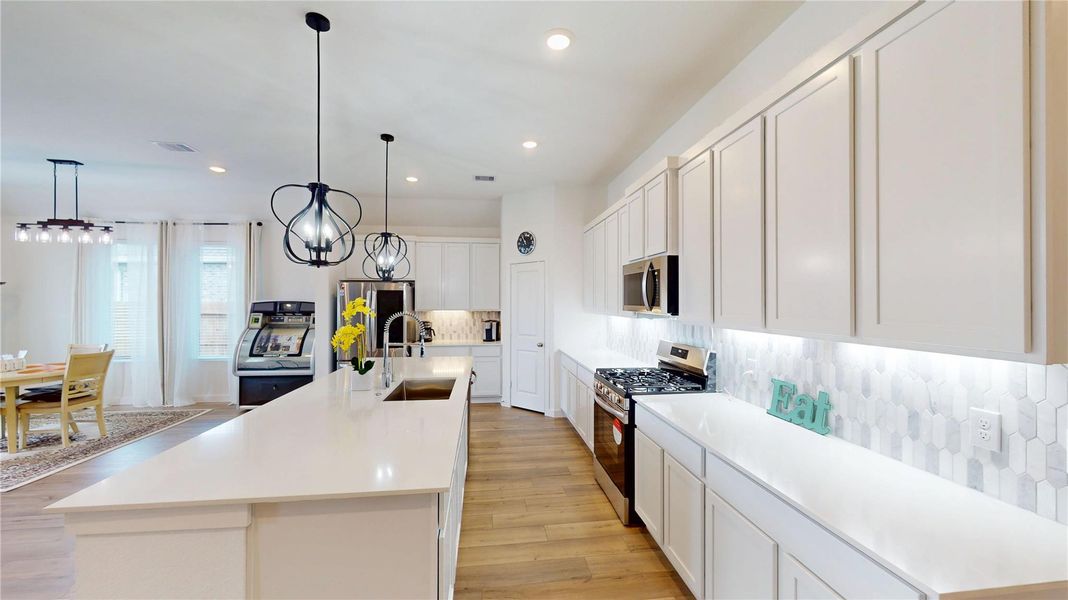 Upgraded Custom Tile Back Splash Upgraded Custom Tile Back Splash