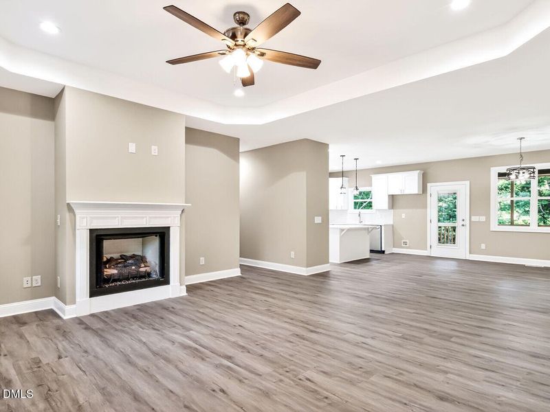 007-1280x960-living-room