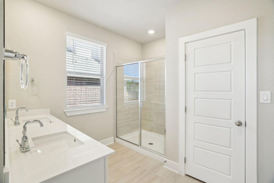 Photo is not of the actual home but is an inspirational photo of builder's model home and may depict options, furnishings, and/or decorator features that are not included. Photo is not of the actual home but is an inspirational photo of builder's model home and may depict options, furnishings, and/or decorator features that are not included.