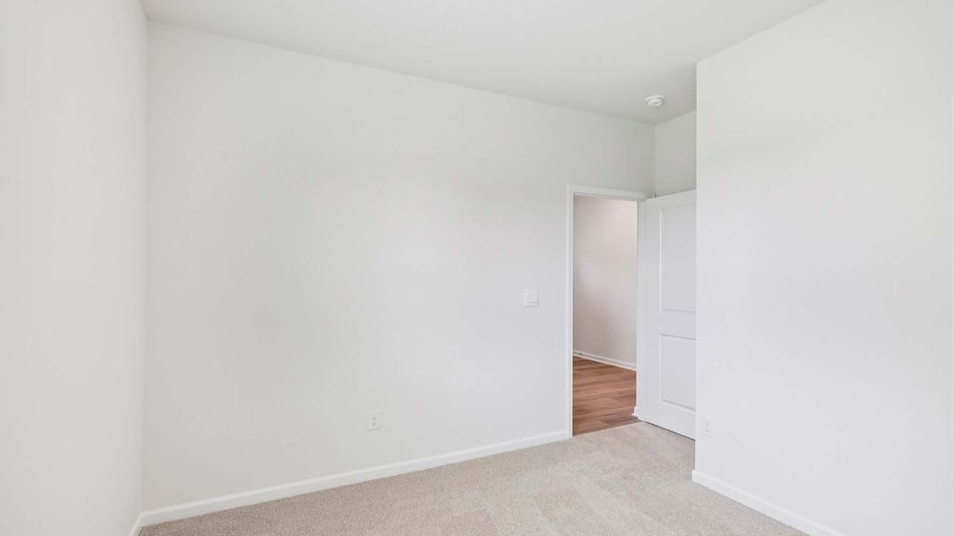 Representative unfurnished interior of a home built from the Cali by D.R. Horton in Granite Falls, Lancaster (Image 24).