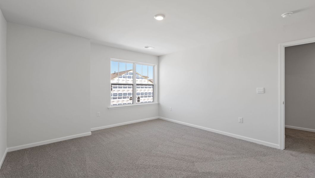 Spacious, unfurnished interior of a new home in Spring Ridge, Anderson (Image 22).