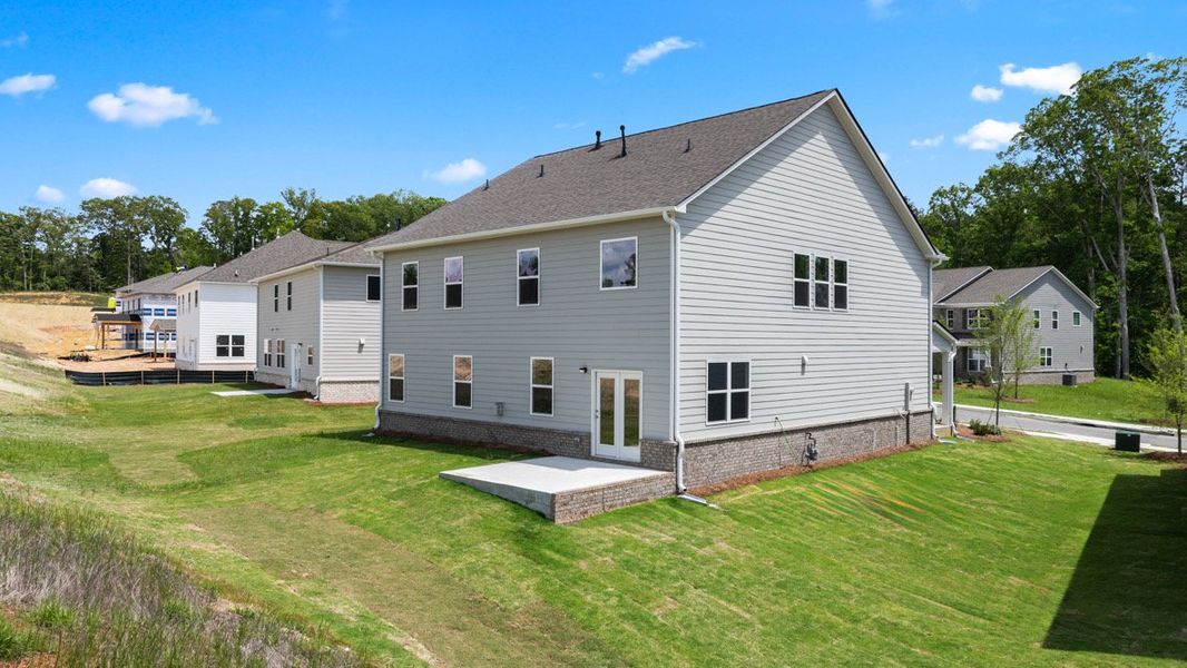 Representative exterior details of a home built from the BELLVIEW by D.R. Horton in Butner Estates, South Fulton (Image 25).