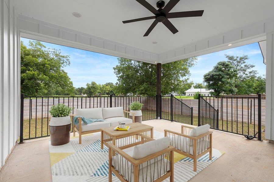 Peaceful backyard to enjoy Peaceful backyard to enjoy