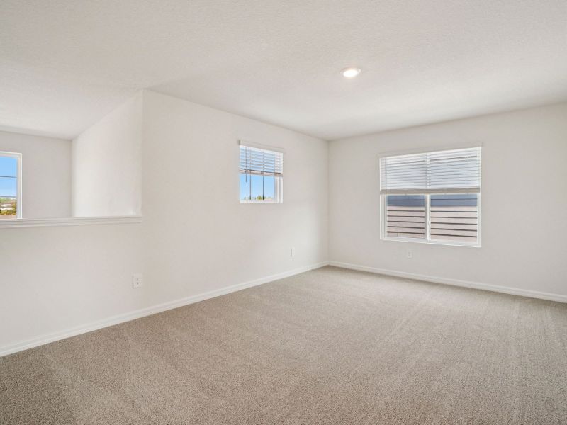 Spacious, unfurnished interior of a new home in Two Rivers - Classic Series, Zephyrhills (Image 13).