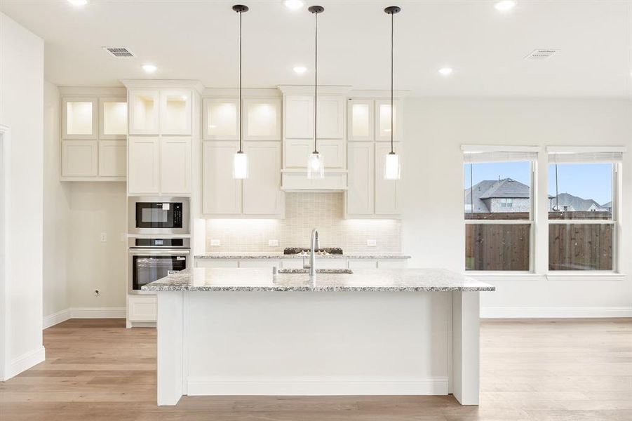 Furnished interior view inside a new home in Sonoma Verde, McLendon-Chisholm (Image 5). Furnished interior view inside a new home in Sonoma Verde, McLendon-Chisholm (Image 5).