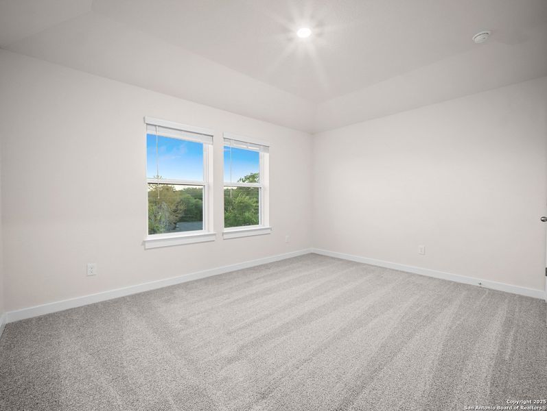 Spacious, unfurnished interior of a new home in Comanche Ridge, San Antonio (Image 15). Spacious, unfurnished interior of a new home in Comanche Ridge, San Antonio (Image 15).