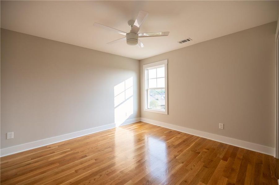 Spacious, unfurnished interior of a new home in , Jefferson (Image 42).
