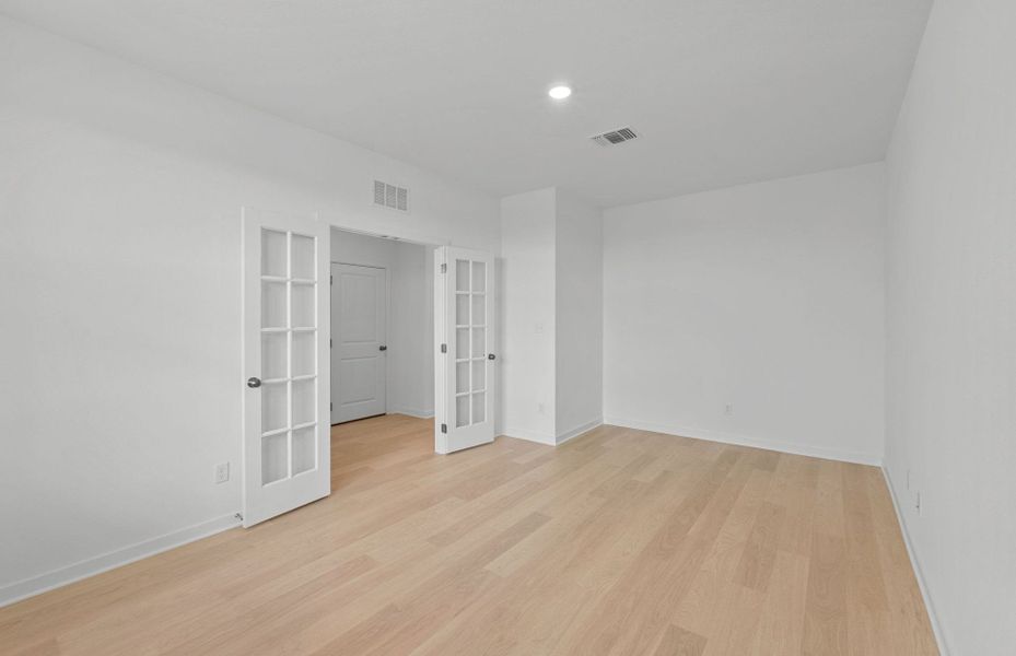 Spacious, unfurnished interior of a new home in Alto, San Marcos (Image 21).