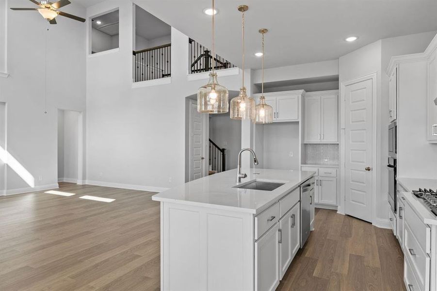 DAL_SP Village_Eagle Mountain II_2105 Birch Street (14)