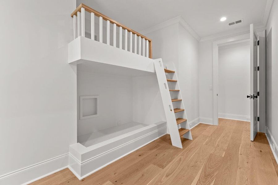 Spacious, unfurnished interior of a new home in , Seabrook Island (Image 21).