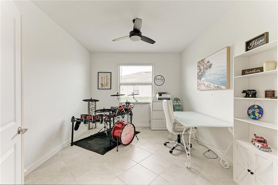 Furnished interior view inside a new home in , Lakewood Ranch (Image 11). Furnished interior view inside a new home in , Lakewood Ranch (Image 11).
