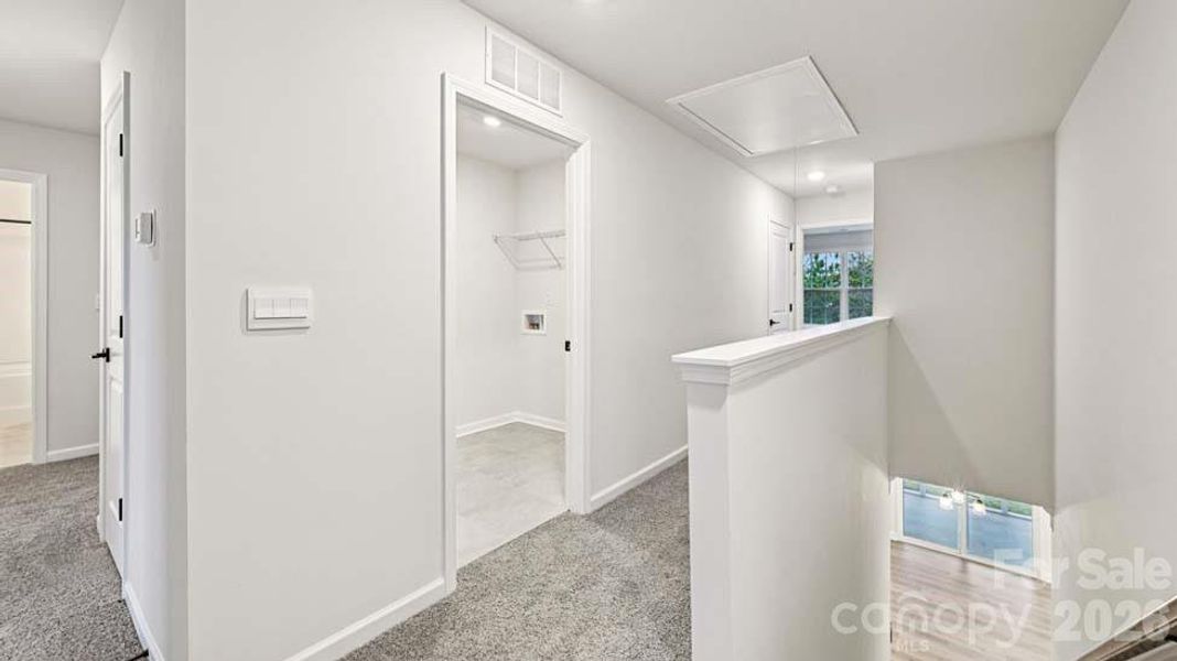 Spacious, unfurnished interior of a new home in Sylvan Creek, Denver (Image 37).