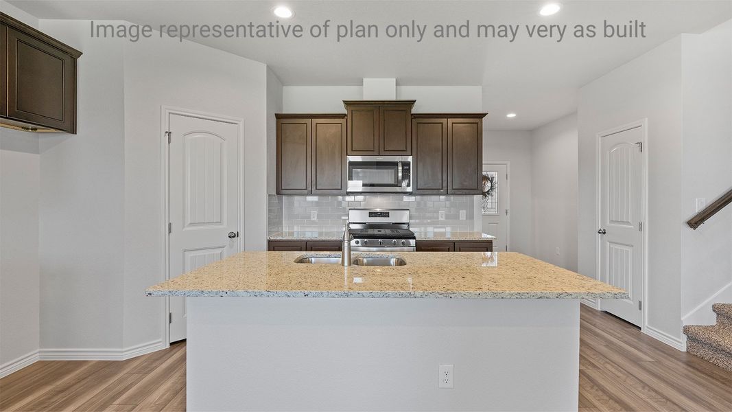 Furnished interior view inside a new home in Somerset at Sinton, Sinton (Image 9).