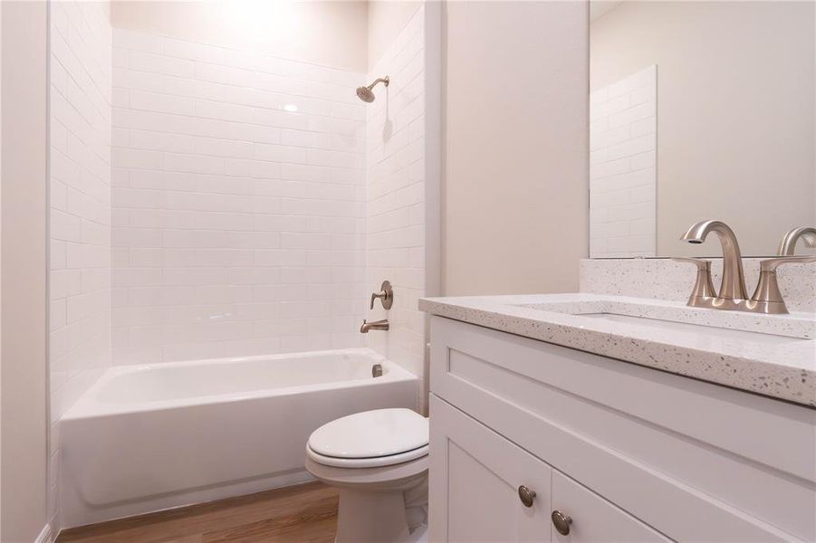 Furnished interior view inside a new home in , Leesburg (Image 14). Furnished interior view inside a new home in , Leesburg (Image 14).