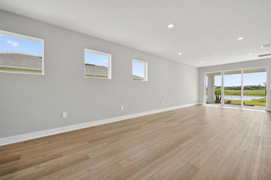 Spacious, unfurnished interior of a new home in Sunstone at Wellen Park, Venice (Image 15). Spacious, unfurnished interior of a new home in Sunstone at Wellen Park, Venice (Image 15).
