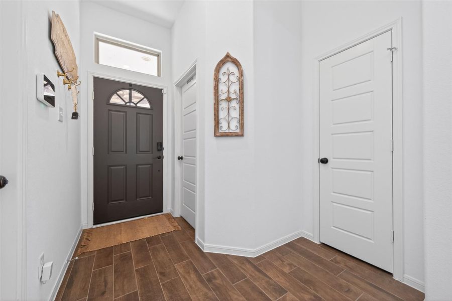 Spacious, unfurnished interior of a new home in , Houston (Image 20). Spacious, unfurnished interior of a new home in , Houston (Image 20).