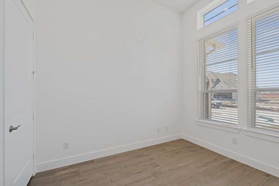 Representative unfurnished interior of a home built from the Brentwood by Chesmar Homes in Meridiana 50's and 60's, Manvel (Image 26).