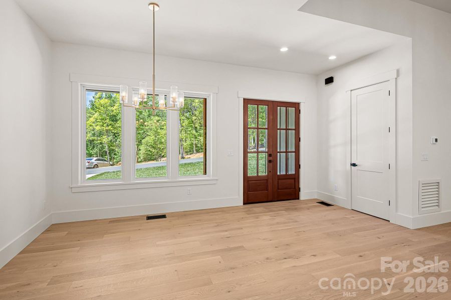 Spacious, unfurnished interior of a new home in , Etowah (Image 34).