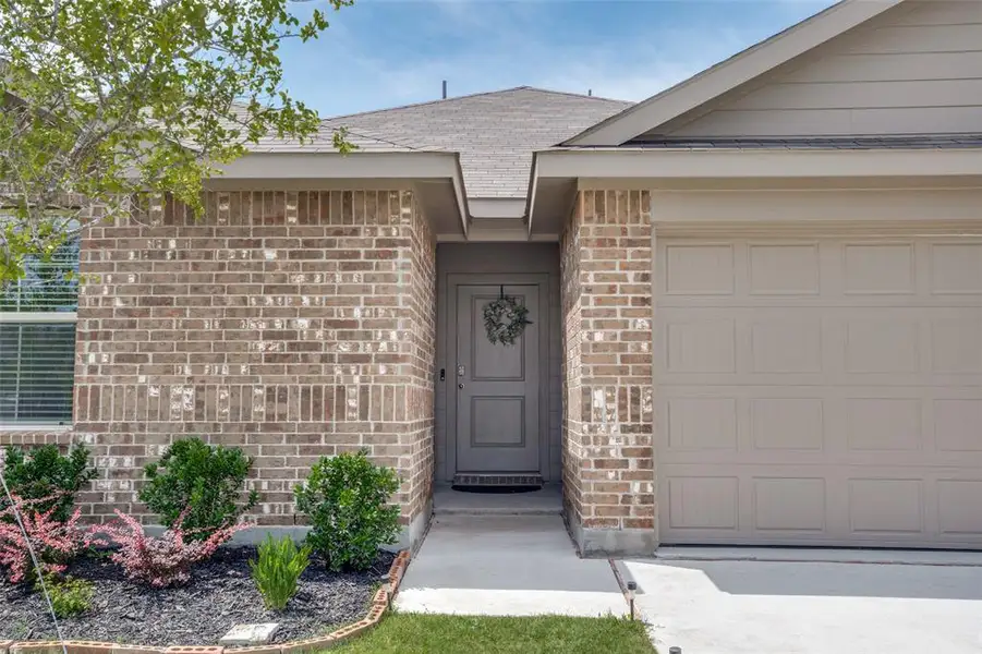 Exterior details and patio area of a home in , Fort Worth (Image 4).