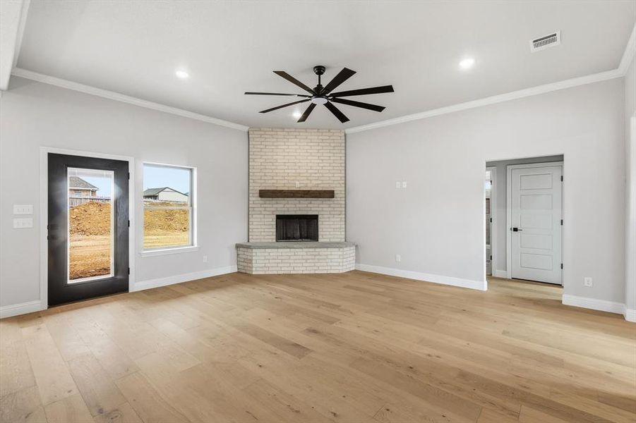 Spacious, unfurnished interior of a new home in , Bridgeport (Image 18).