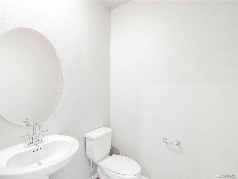 Image 20 of a home in Painted Prairie.