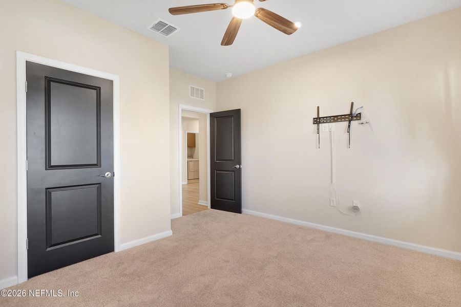 Spacious, unfurnished interior of a new home in Seminole Palms Single-Family Homes, Palm Coast (Image 35).